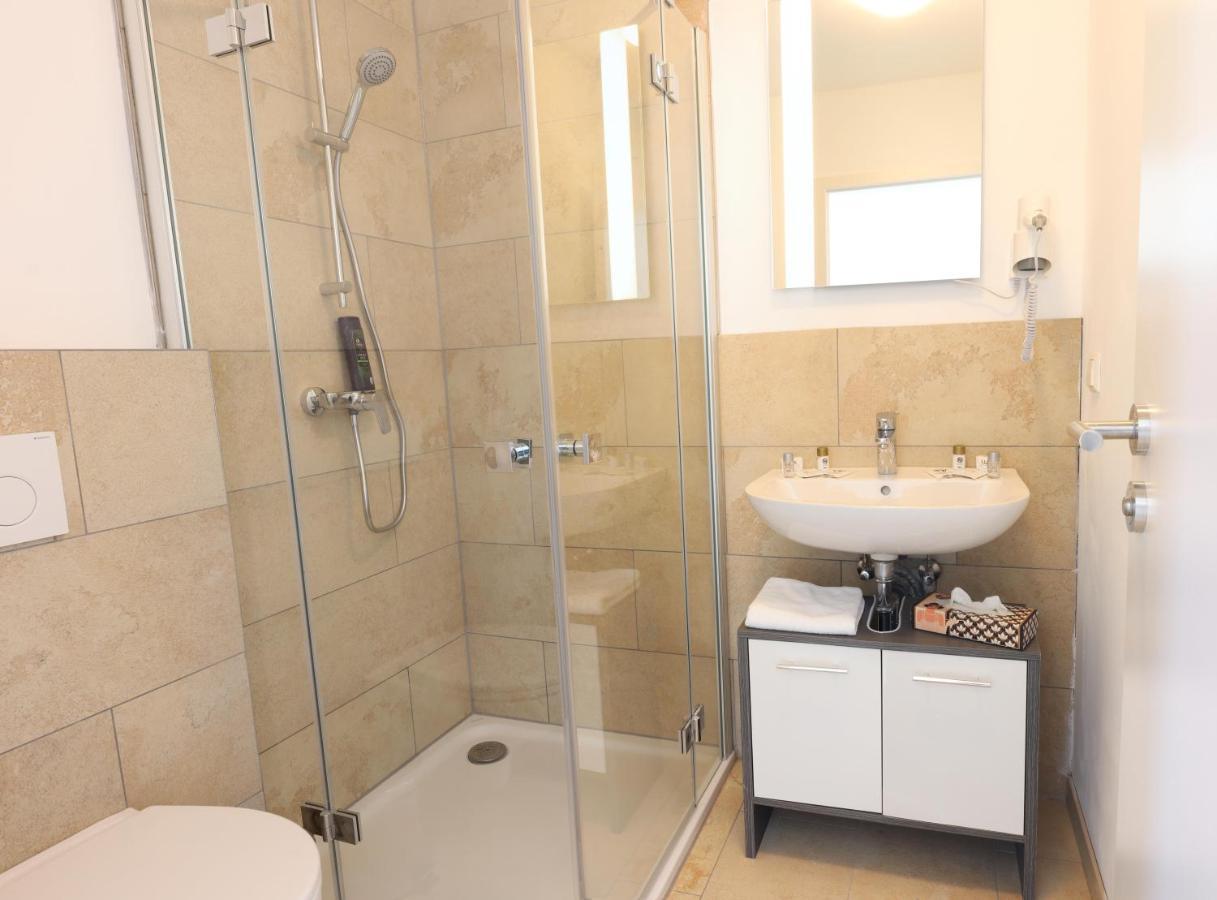 Motel Bergtheim - Self Check-In Екстериор снимка