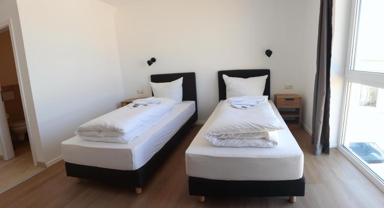 Motel Bergtheim - Self Check-In Екстериор снимка